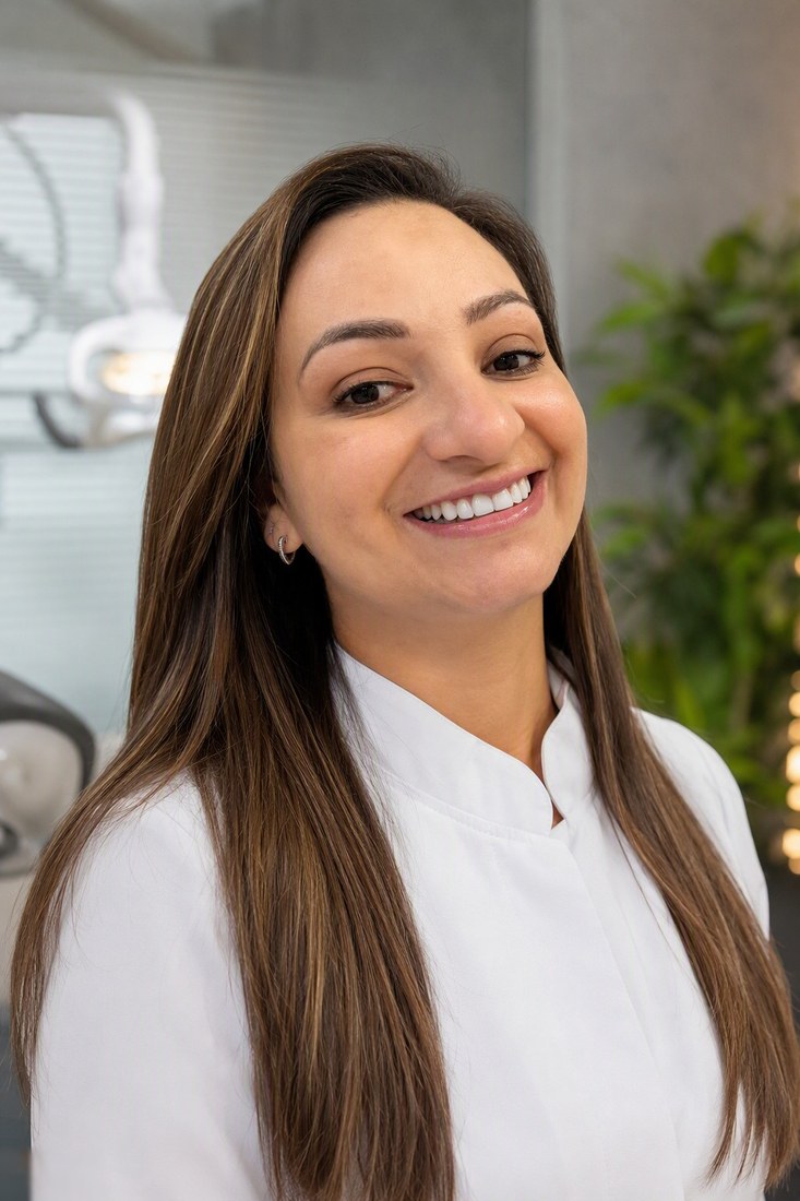 Dra. Andréia Castro — CRO-SP 134.095