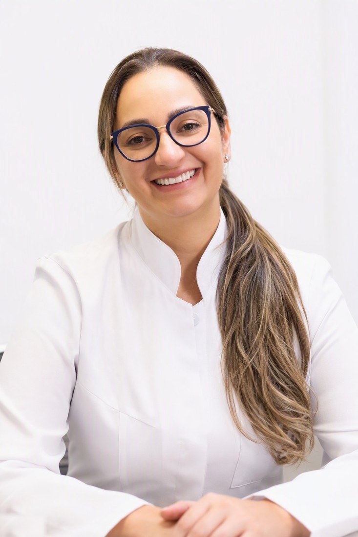 Dra. Andréia Castro — CRO-SP 134.095
