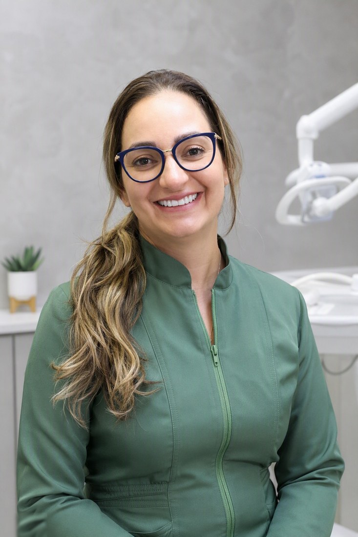 Dra. Andréia Castro — CRO-SP 134.095