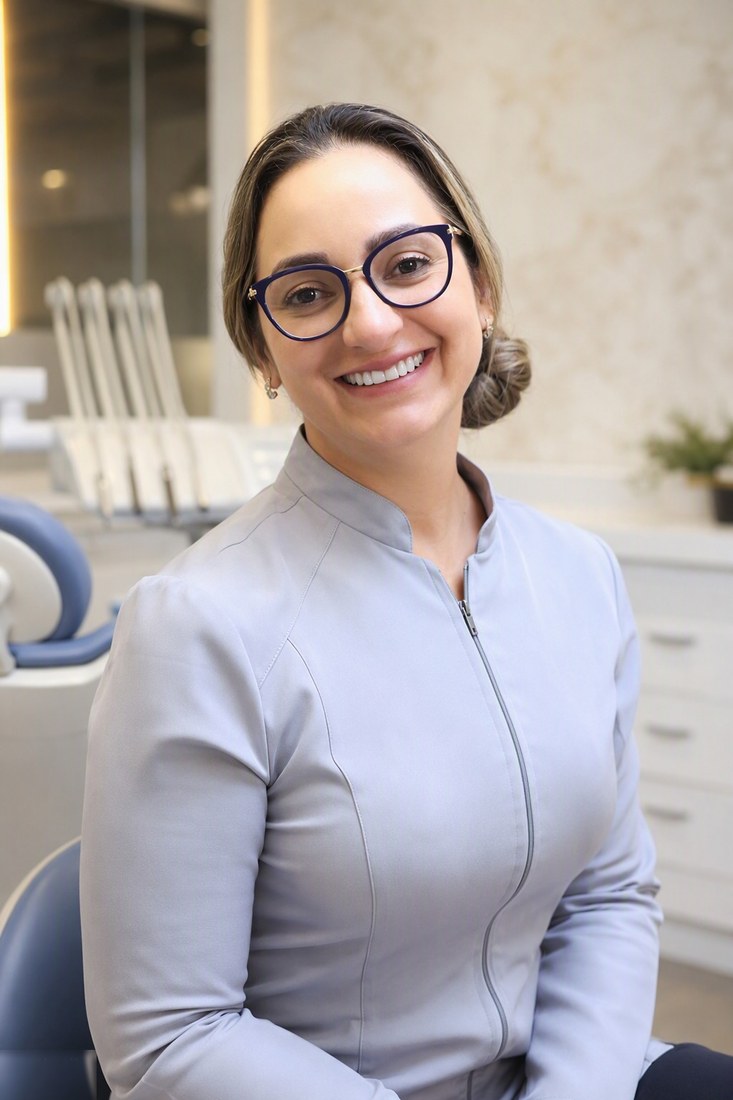 Dra. Andréia Castro — CRO-SP 134.095