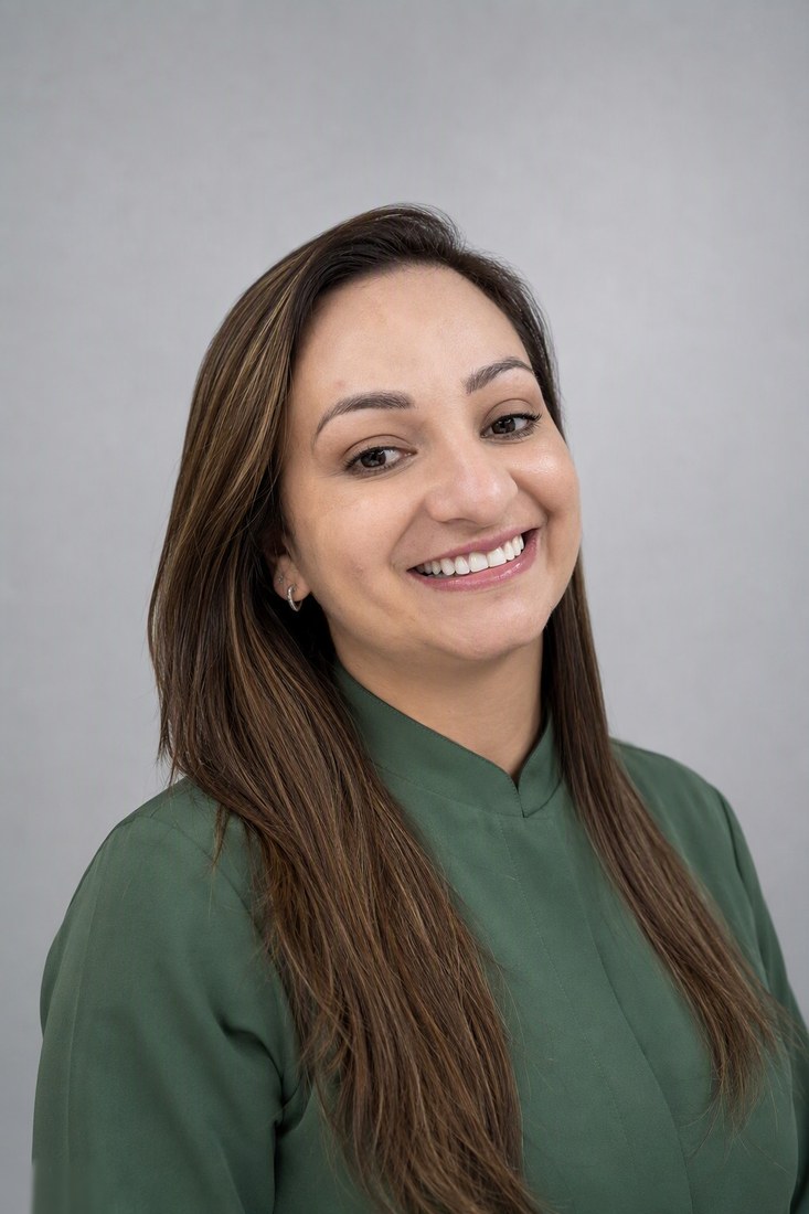 Dra. Andréia Castro — CRO-SP 134.095